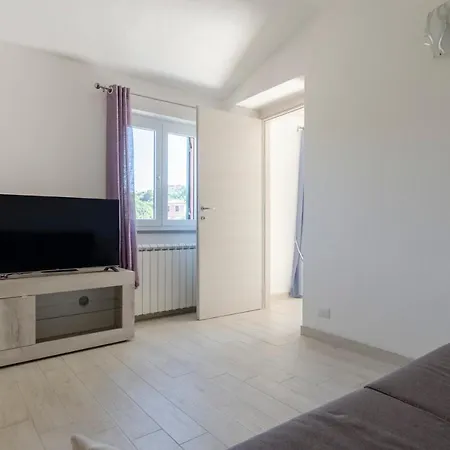 Apartment Altido La Casa Rosa