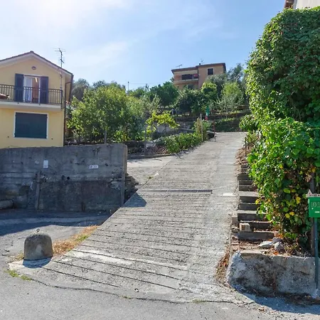 Altido La Casa Rosa * Rapallo